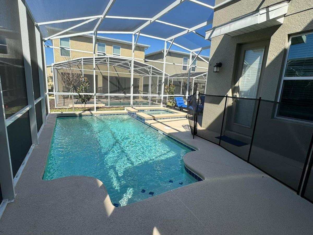 La Patrona: 5bd W Private Pool & Waterpark @ Champions Gate 8919 Four Corners